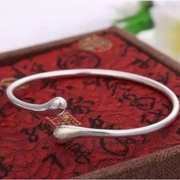 925 Sterling Silver Waterdrop Jewelry Set Bracelet Necklace Earrings and Ring - Picture 3 of 16